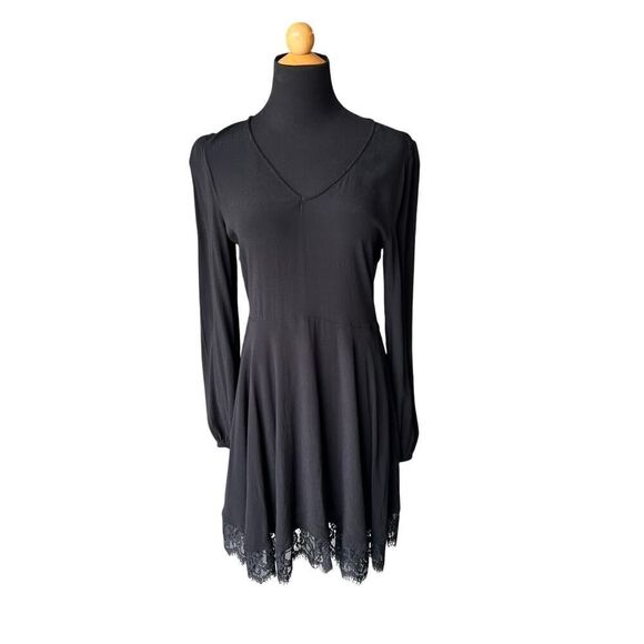 Lovers & Friends Shimmy Dress Black Size Medium MSRP $160 - Picture 10 of 10